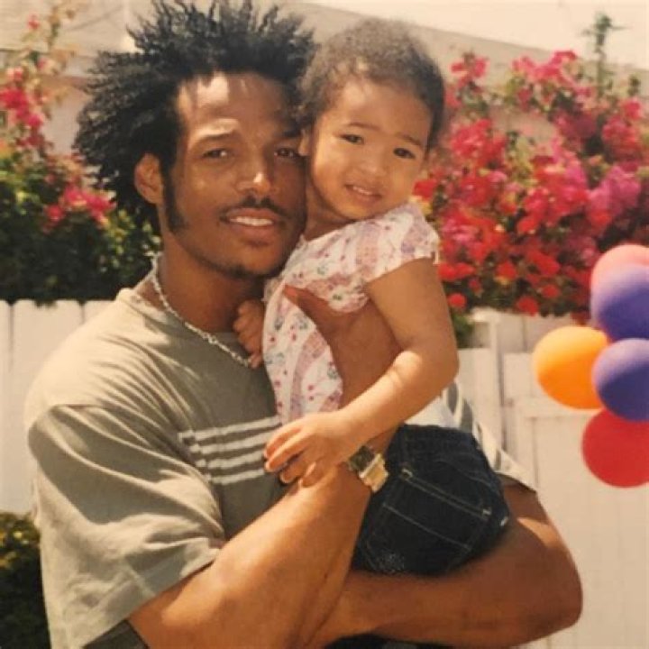 Amai Zackary Wayans: Marlon Wayans' Daughter