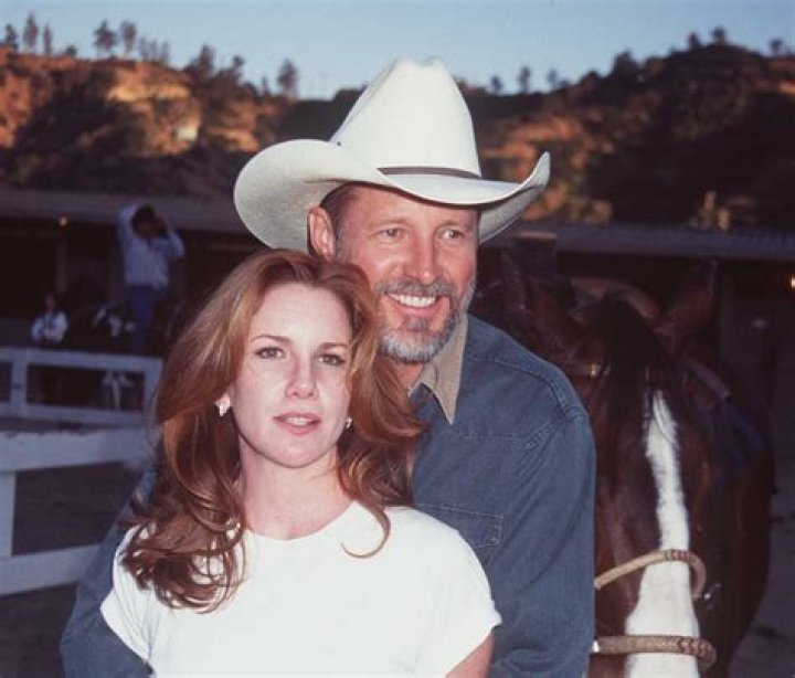 Melissa Gilbert Married, Husband, Kids, Net Worth, Income