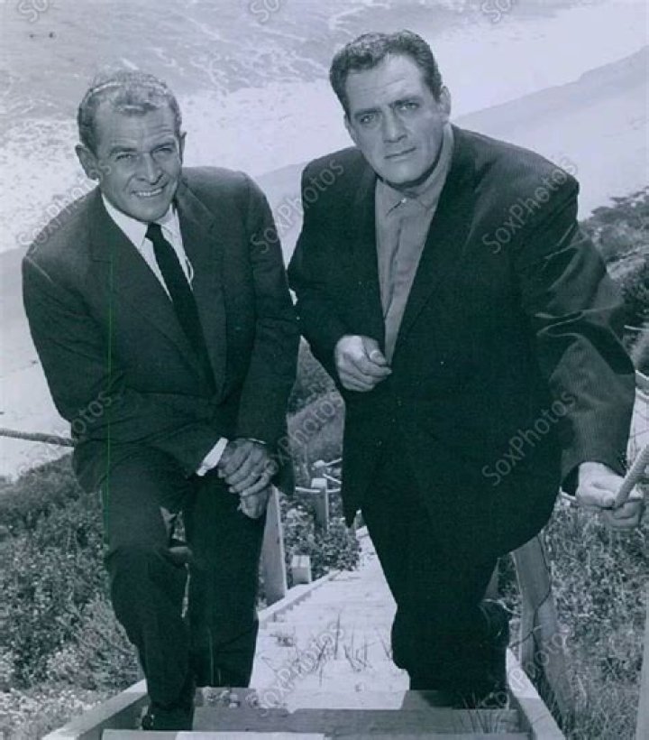 Raymond Burr And Robert Benevides