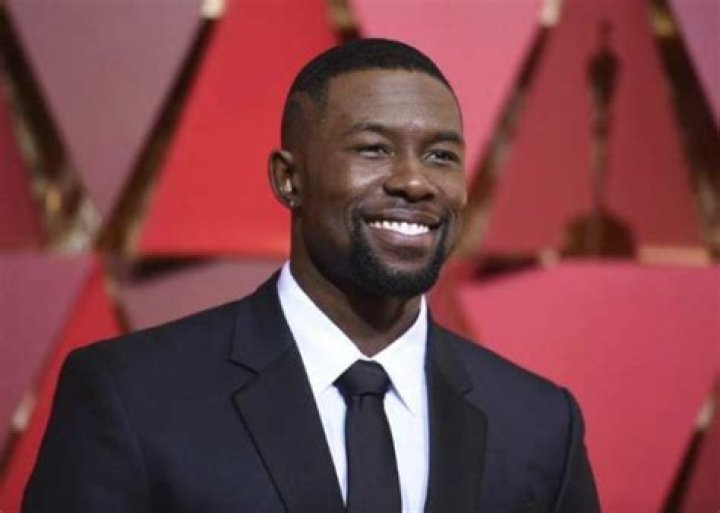 Trevante Rhodes Height, Weight, Age, Girlfriend, Family, Facts, Biography